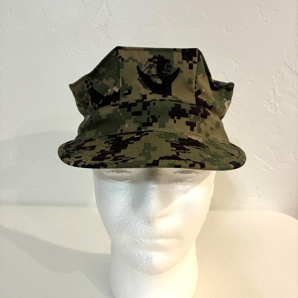 US Navy Working Type III AOR2 Cap Hat Size 7 1/4 Digital Camo Utility Military